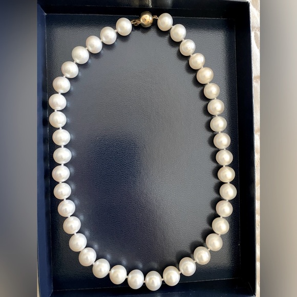Pearl necklace - Picture 1 of 4